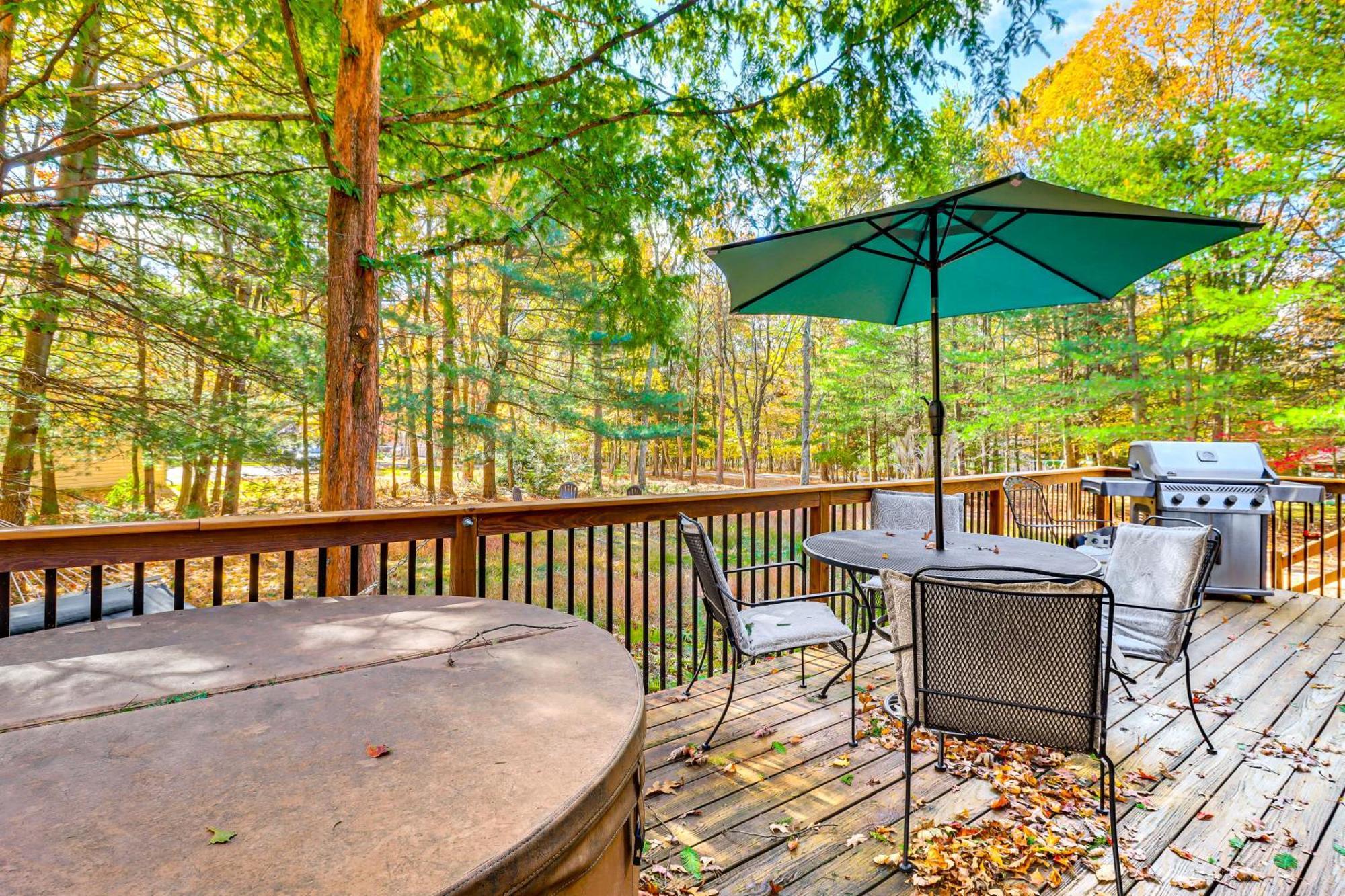 Quaint Jim Thorpe Cabin Retreat, Walk To Beach! Exterior photo