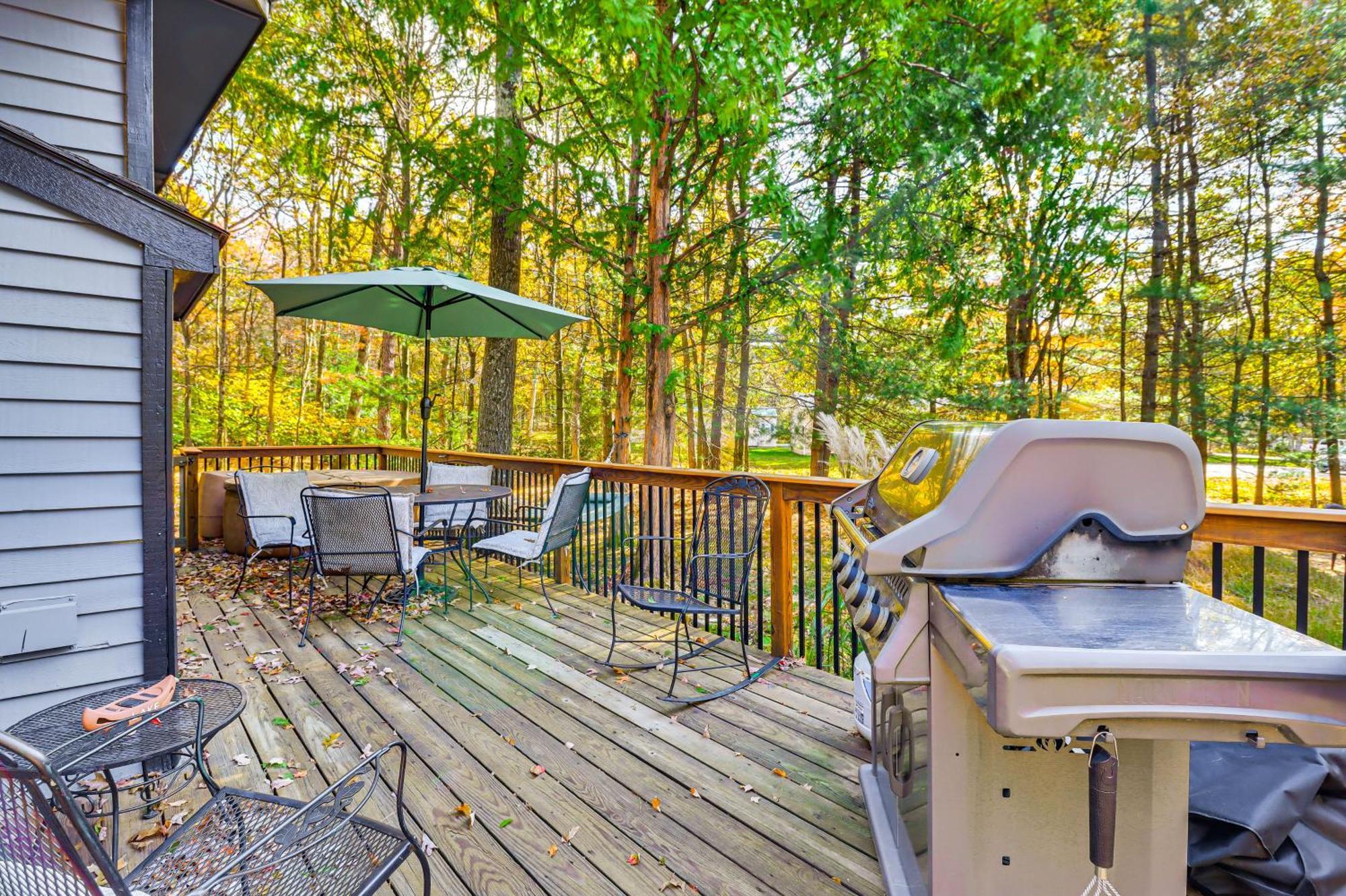 Quaint Jim Thorpe Cabin Retreat, Walk To Beach! Exterior photo
